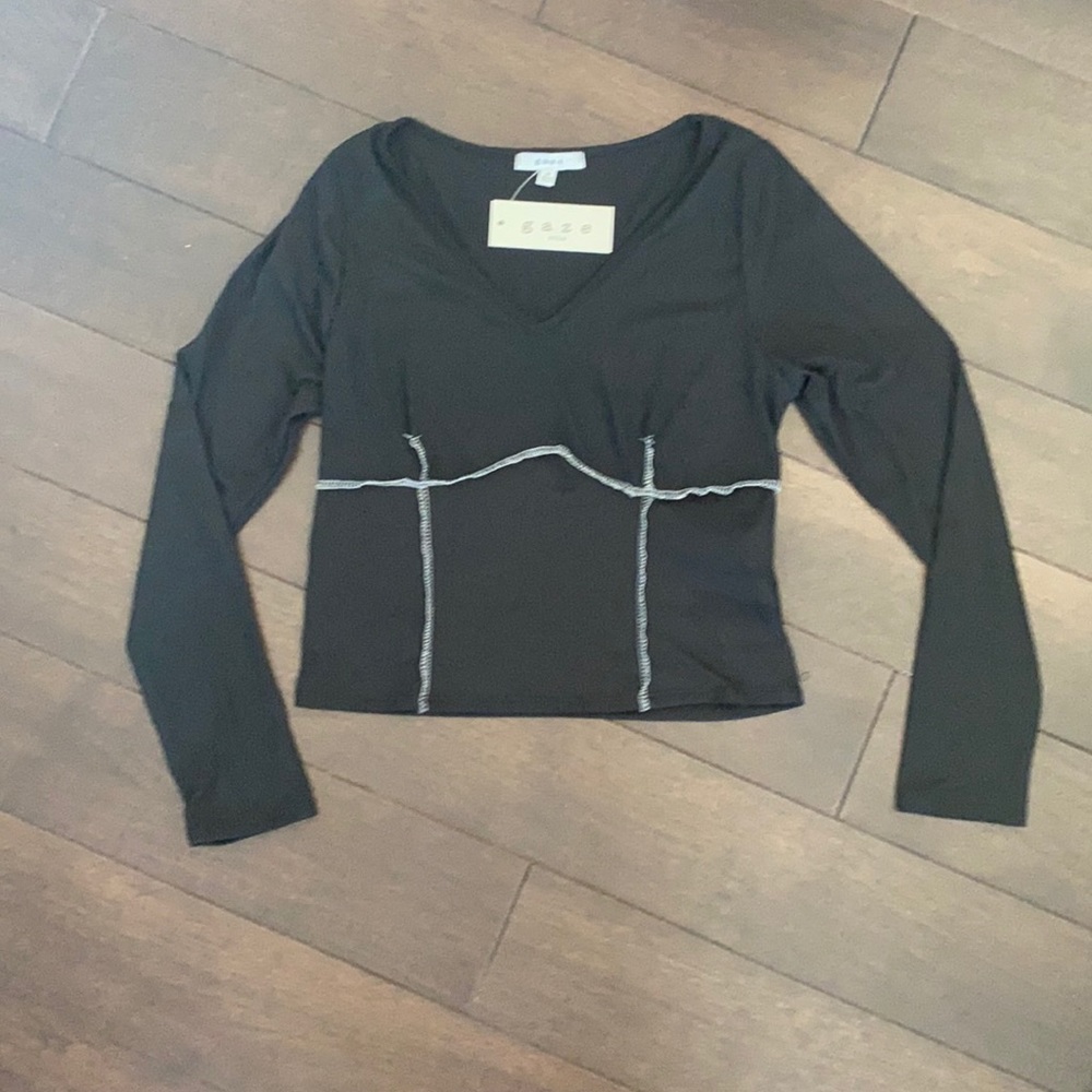Gaze Black fitted long sleeve top size medium